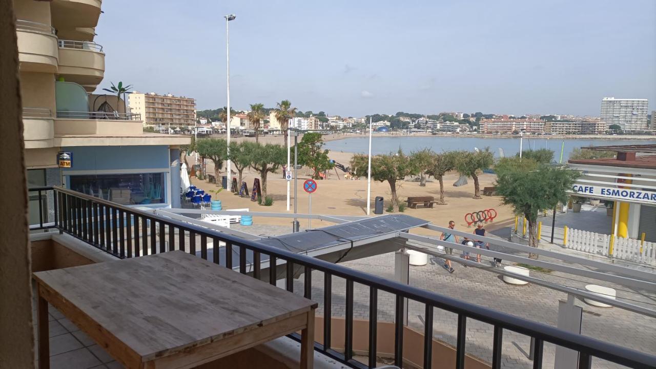 شقة El Balcon De Riells L' Escala المظهر الخارجي الصورة